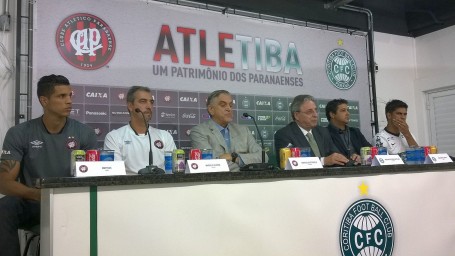 Matteus, Marcelo Vilhena, Mario Celso Petraglia, Rogério Bacellar, Marquinhos Santos e Leandro Almeida