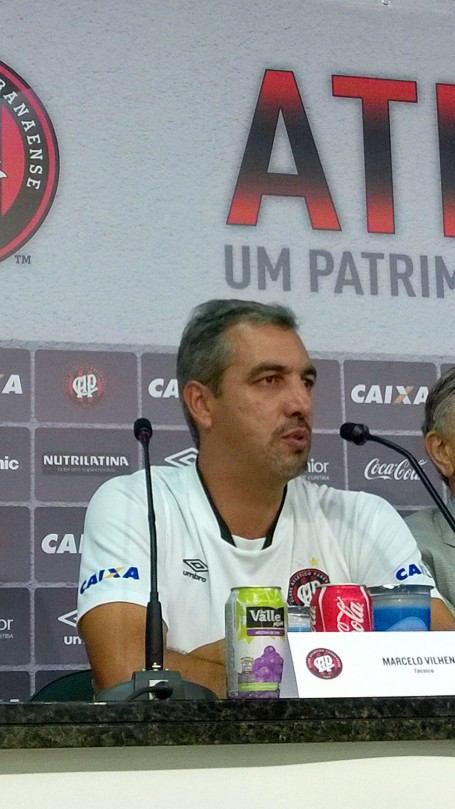 Vilhena minimiza pouca idade do elenco atleticano